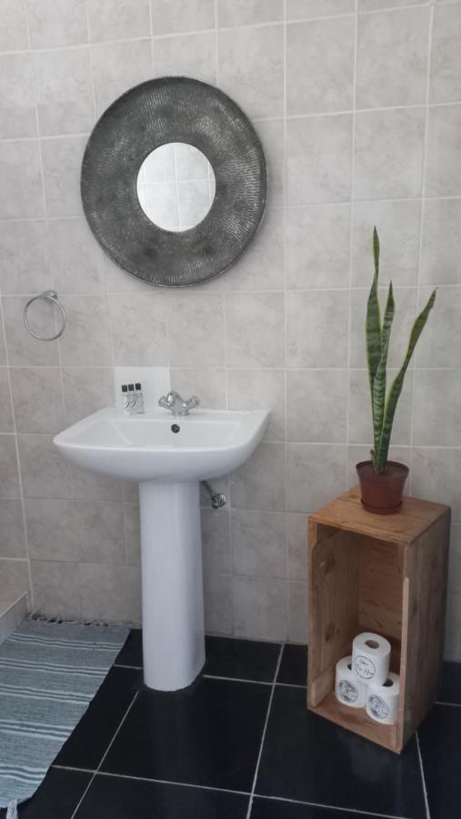 Urban Farm Haus Guesthouse Rundu Εξωτερικό φωτογραφία