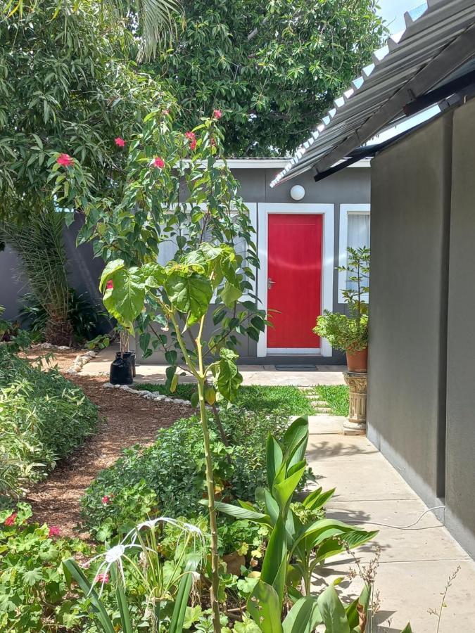 Urban Farm Haus Guesthouse Rundu Εξωτερικό φωτογραφία