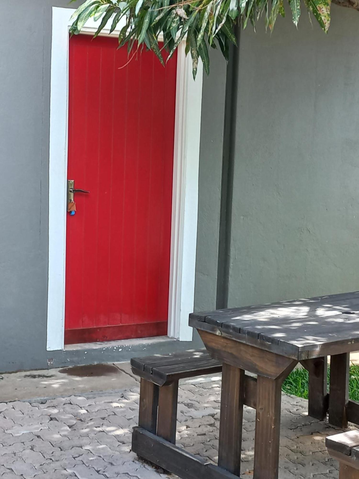 Urban Farm Haus Guesthouse Rundu Εξωτερικό φωτογραφία