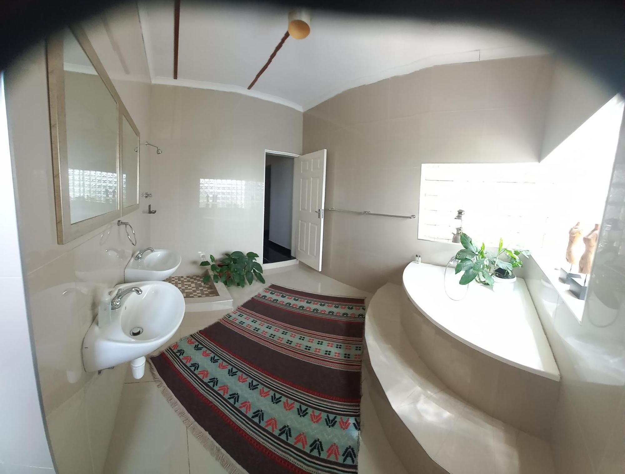 Urban Farm Haus Guesthouse Rundu Δωμάτιο φωτογραφία