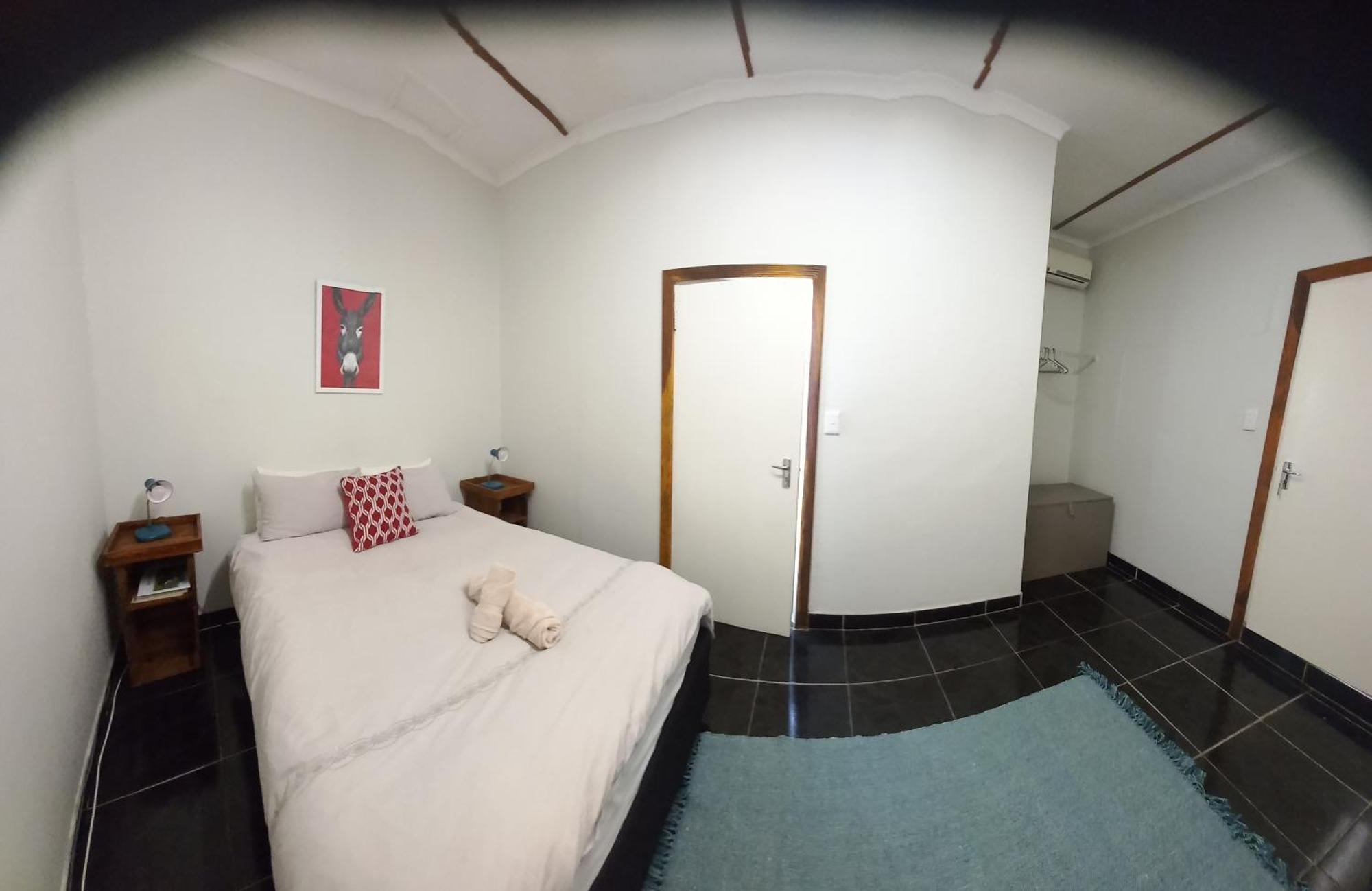 Urban Farm Haus Guesthouse Rundu Δωμάτιο φωτογραφία